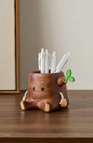 গাছের স্টাম্প কাঠের কলম ধারক